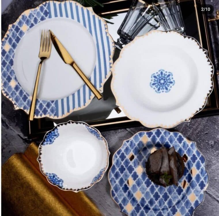 Service de table China Bone de 24 pièces, présenté au complet sur fond clair